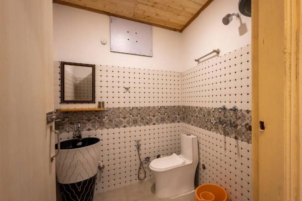 The Hill Story, Entire Chalet, Offbeat,Cozy Mussoorie Εξωτερικό φωτογραφία